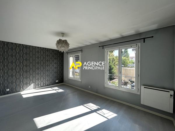 BEZONS _ Maison de ville 5 pièces 104 m2 315 000 € **  - Référence  4527