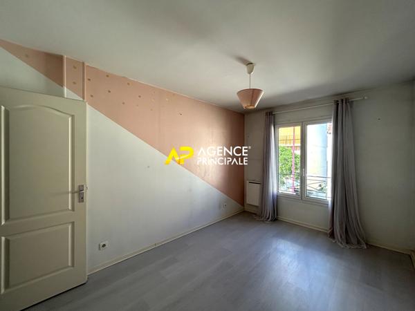 BEZONS _ Maison de ville 5 pièces 104 m2 315 000 € **  - Référence  4527
