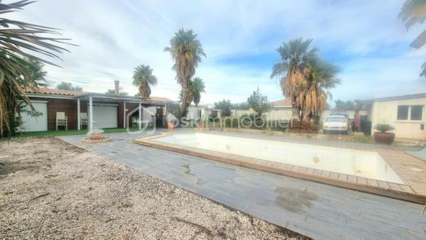 Terrain de 1 300 m²