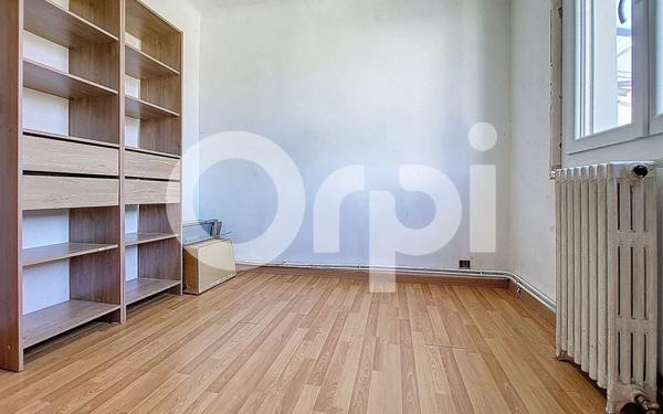 Maison à vendre    7 pièces •  Compiègne