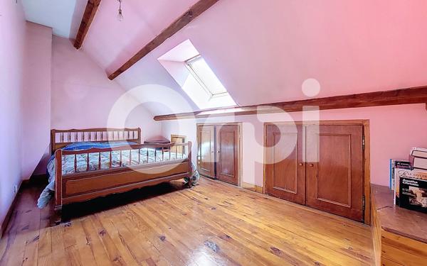 Maison à vendre    7 pièces •  Compiègne