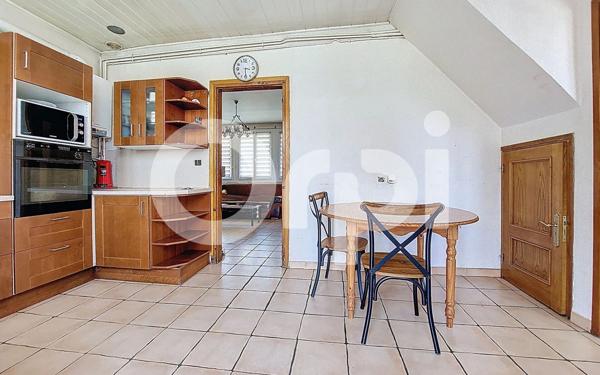 Maison à vendre    7 pièces •  Compiègne