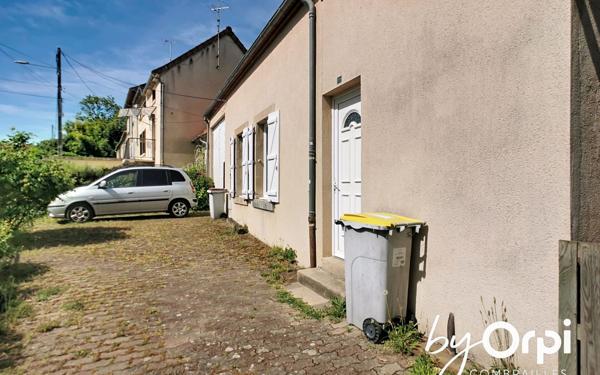 Maison à vendre    4 pièces •  Durdat-Larequille