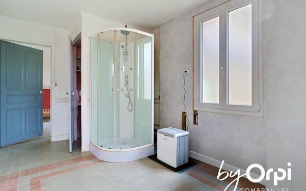 Maison à vendre    4 pièces •  Durdat-Larequille