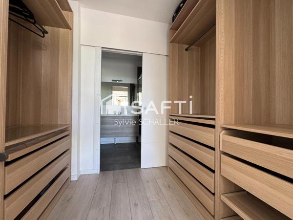 MAGNIFIQUE Villa d'architecte contemporaine avec piscine dans un havre de paix