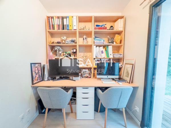 MAGNIFIQUE Villa d'architecte contemporaine avec piscine dans un havre de paix