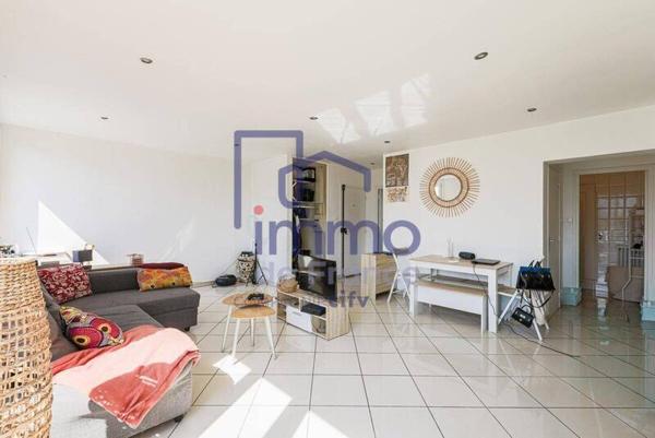 Appartement 4 pièces                                        - 38100 Grenoble Réf : 21758-IMMODEFRANCE69