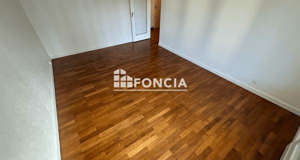 Location Studio 36.86 m² - Grenoble 38100