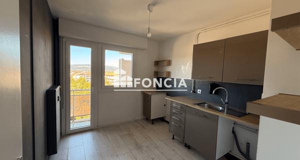 Location Appartement 4 pièces 80.98 m² - Annecy 74000