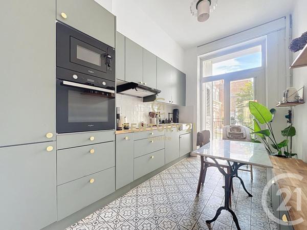 Appartement F4 à vendre  4 pièces - 121 m2 LA MADELEINE - 59