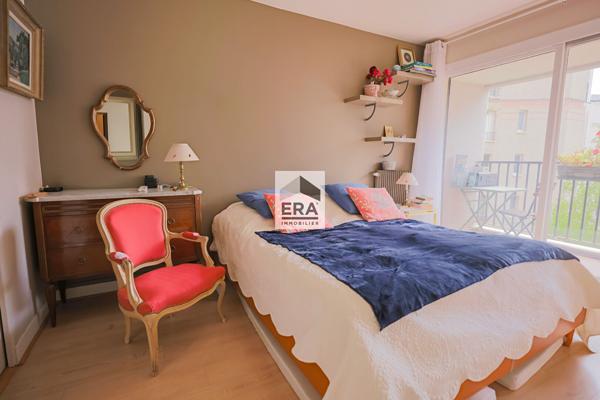 Appartement Paris 4 pièce(s) 90 m2