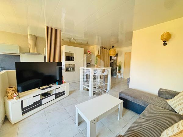OFF MARKET À vendre : Appartement 3 pièces à Martigues