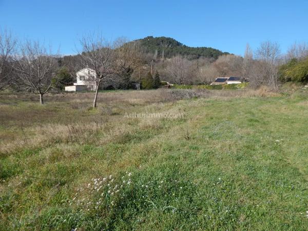 Vente Terrain 2719 m2 à Salernes