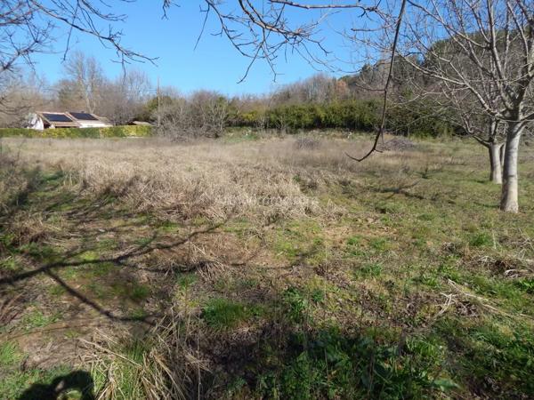 Vente Terrain 2719 m2 à Salernes