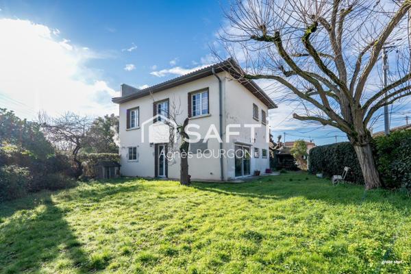 Maison T6 avec grand jardin aux Minimes.