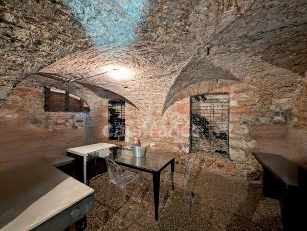 Chalon-Sur-Saône centre (71) à vendre Appartement d'exception de 161 m² rénové 5 pièces, place de parking !