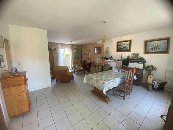 MAISON A VENDRE LAGORD 4 CHAMBRES , JARDIN, GARARGE , Lagord MAISON A VENDRE LAGORD 4 CHAMBRES , JARDIN, GARARGE , Lagord