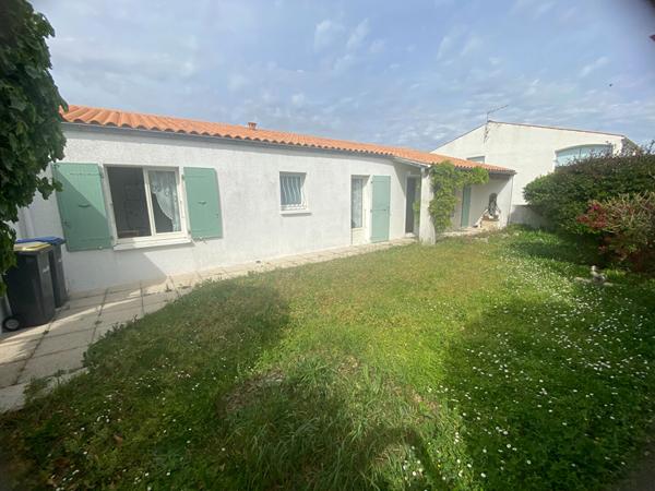 MAISON A VENDRE LAGORD 4 CHAMBRES , JARDIN, GARARGE , Lagord MAISON A VENDRE LAGORD 4 CHAMBRES , JARDIN, GARARGE , Lagord