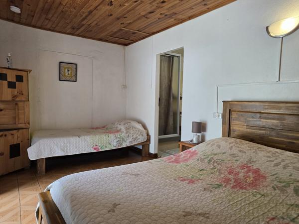 🏠 À VENDRE : GÎTE TOURISTIQUE STRATÉGIQUE – SALAZIE (97433)