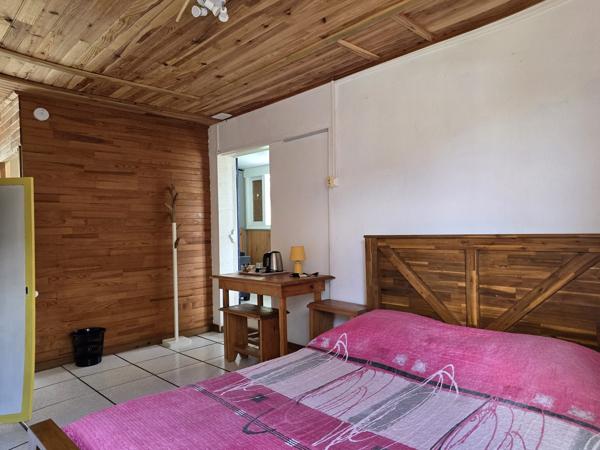 🏠 À VENDRE : GÎTE TOURISTIQUE STRATÉGIQUE – SALAZIE (97433)