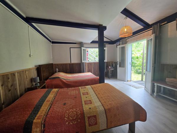 🏠 À VENDRE : GÎTE TOURISTIQUE STRATÉGIQUE – SALAZIE (97433)