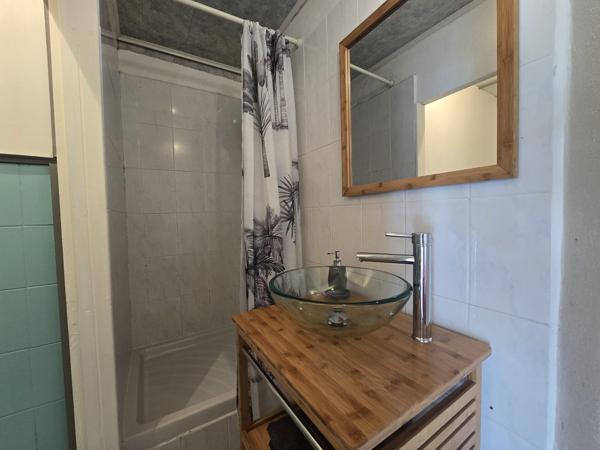 🏠 À VENDRE : GÎTE TOURISTIQUE STRATÉGIQUE – SALAZIE (97433)