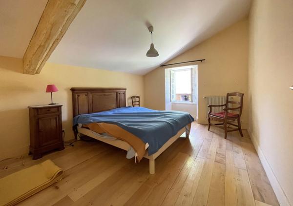 Propriete à vendre 16 pièces proche de BARBEZIEUX SAINT HILAIRE (16) sur 8.5 ha