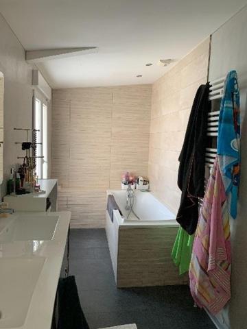 Maison - 6 pièces - 130 m²