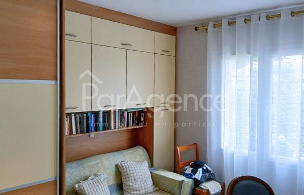 Maison de plain-pied sur sous-sol Vue sur lac