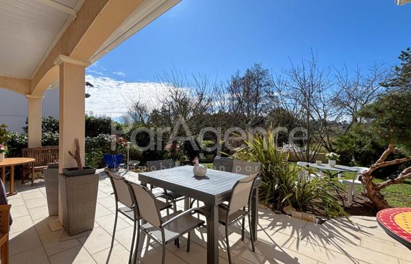 Maison de plain-pied sur sous-sol Vue sur lac