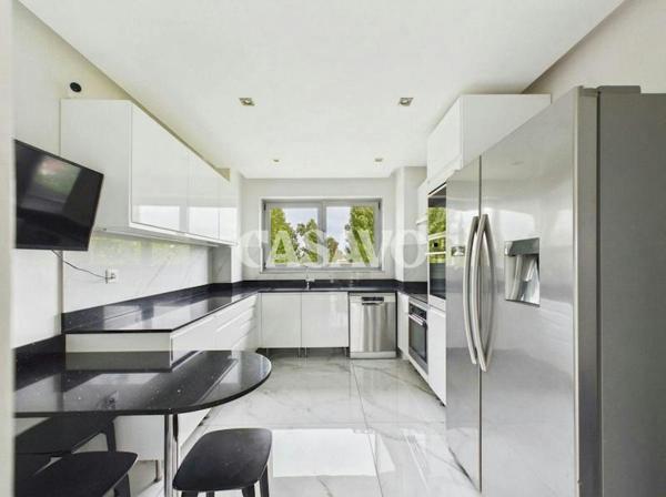 Vente Appartement 5 pièces de 117m² - 94210 Saint-Maur-des-Fossés