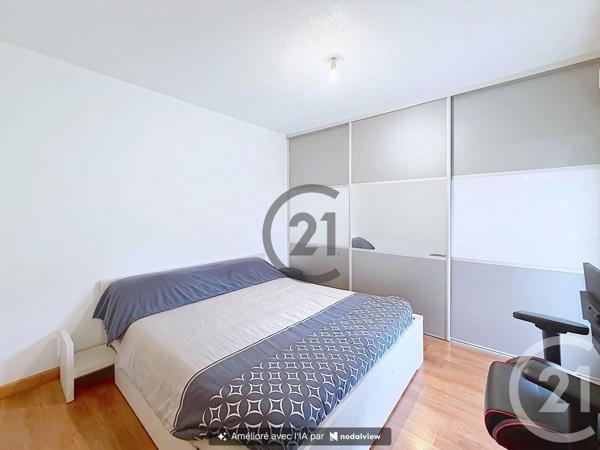 Appartement F2 à vendre  2 pièces - 45 m 2   ST JULIEN LES VILLAS  - 10