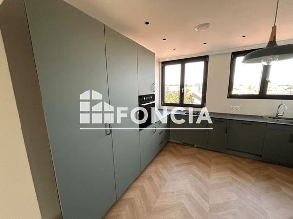 Location Appartement 4 pièces 58.33 m² - 29 RUE JOFFRE Thionville 57100