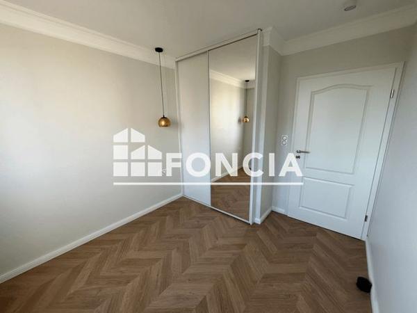 Location Appartement 4 pièces 58.33 m² - 29 RUE JOFFRE Thionville 57100