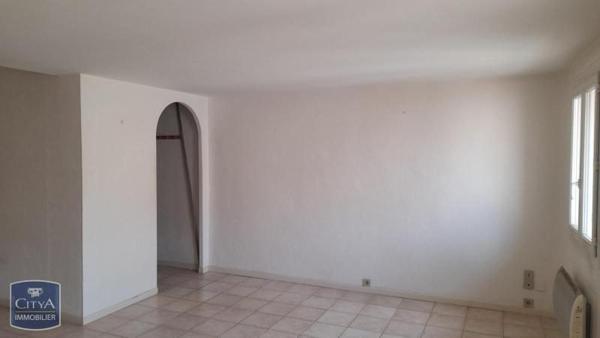 Appartement à louer 1 pièce 33.65m²