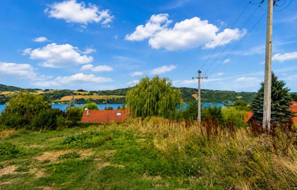 Terrain de 1 212 m²