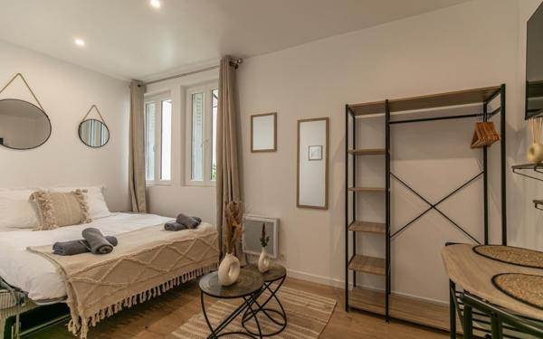 Appartement à vendre    1 pièce • 17 m2 Paris 18