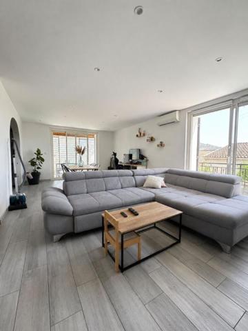 Appartement Marignane 5 pièces 128 m2