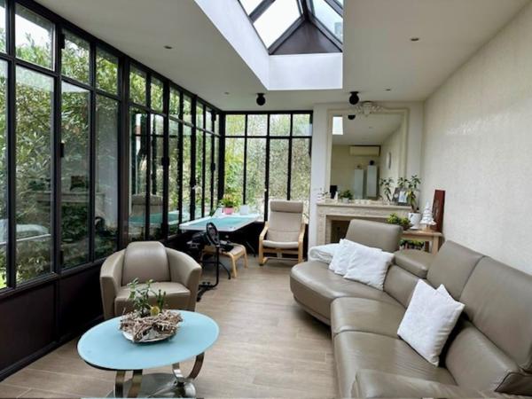 Maison Drancy 5 pièce(s) 169.71 m2 habitables - 243m2 surfaces utiles