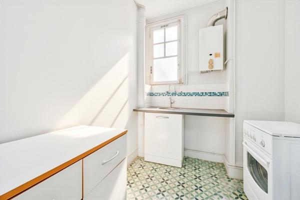 Appartement Saint Mande 1 pièce(s)