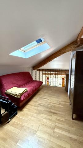 Crest (26400) Drôme Provençale : Ancienne bergerie en pierre entièrement rénovée d'environ 900m2, 47 ha, piscine naturelle