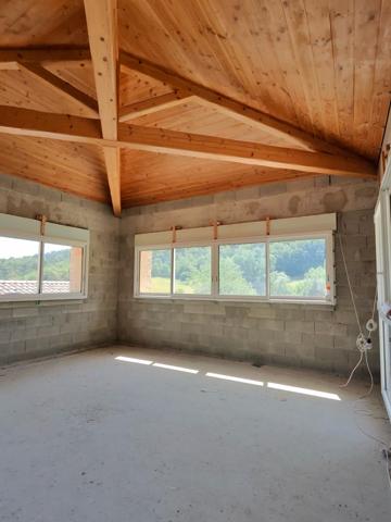 Crest (26400) Drôme Provençale : Ancienne bergerie en pierre entièrement rénovée d'environ 900m2, 47 ha, piscine naturelle