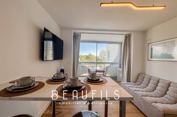 La Grande-Motte (34280) La Grande Motte - Port - Appartement refait-à-neuf - Résidence emblématique - Parking privatif