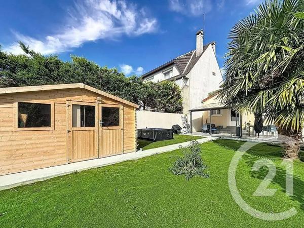 Maison à vendre  4 pièces - 107,60 m 2   MONTFERMEIL  - 93