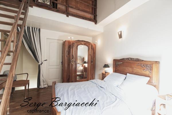 à Douai Centre, Maison de ville 4 pièces, 3 niveaux, 80 M² DOUAI (59)