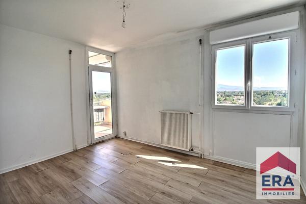 Appartement 4 pièces 75m2 à Orange