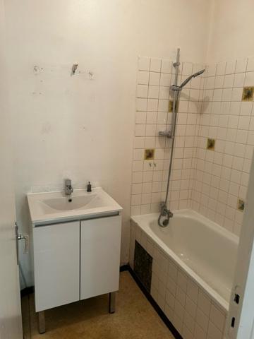 T3 de 53 m² avec climatisation Centre Ville Montélimar