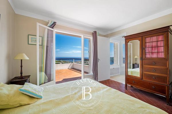 Villefranche-sur-Mer, Villa 6 Chambres -  300 m² à vendre