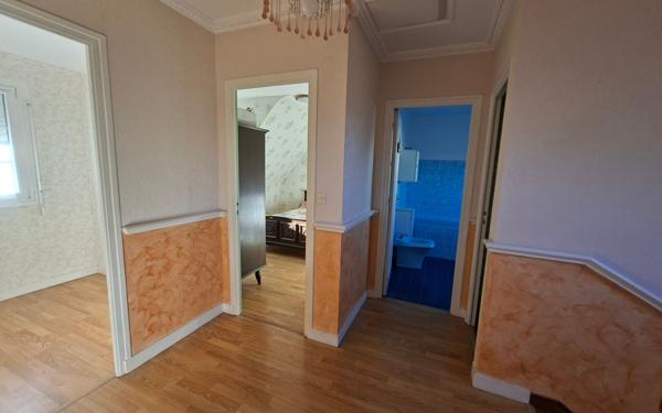 Maison à vendre    5 pièces •  Lanmeur