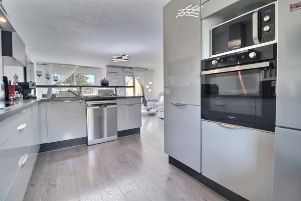 Chateau gombert (13013) Duplex T5 avec terrasse et garage...